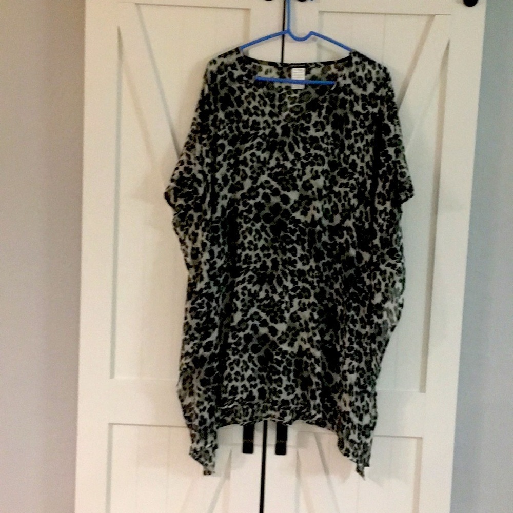 Simon Chang Sheer cover-up/duster